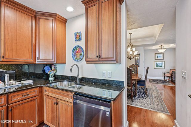 2358 RIVERSIDE Avenue 405, Jacksonville, FL 32204