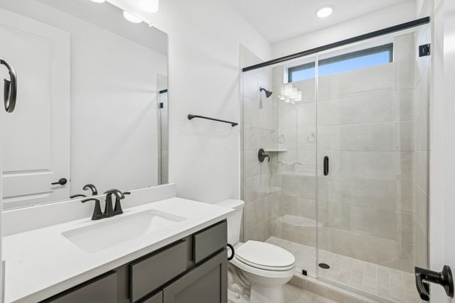 12331 Sweet Gum Drive, Mont Belvieu, TX 77523