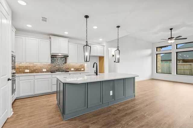 12331 Sweet Gum Drive, Mont Belvieu, TX 77523