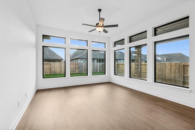 12331 Sweet Gum Drive, Mont Belvieu, TX 77523