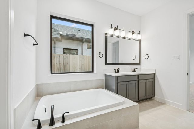 12331 Sweet Gum Drive, Mont Belvieu, TX 77523