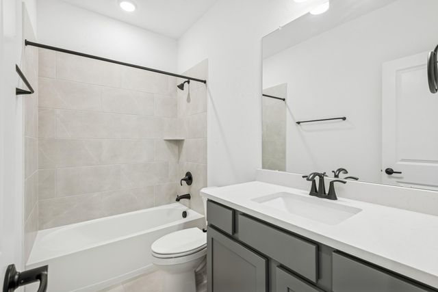 12331 Sweet Gum Drive, Mont Belvieu, TX 77523