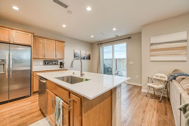 580 Mccaffrey Way, Madera, CA 93636
