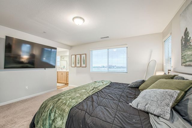 580 Mccaffrey Way, Madera, CA 93636