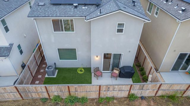580 Mccaffrey Way, Madera, CA 93636