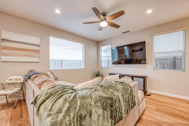 580 Mccaffrey Way, Madera, CA 93636