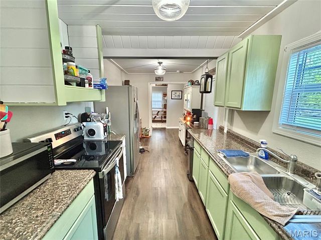 1409 S Washington Street, Salem, MO 65560