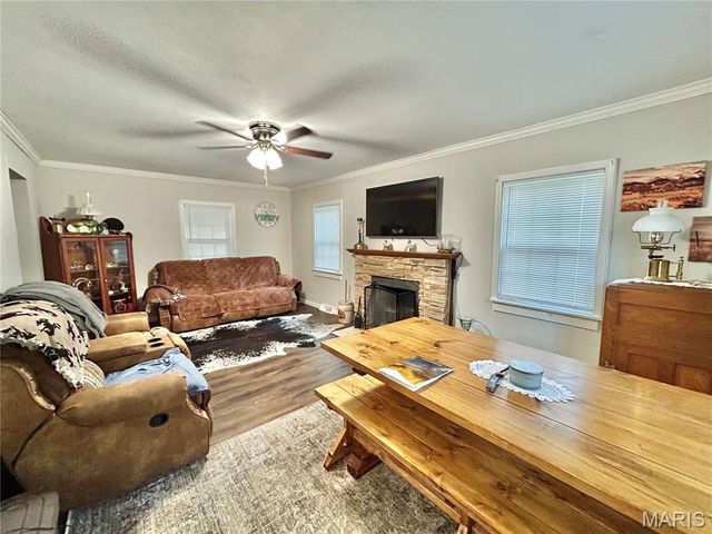 1409 S Washington Street, Salem, MO 65560