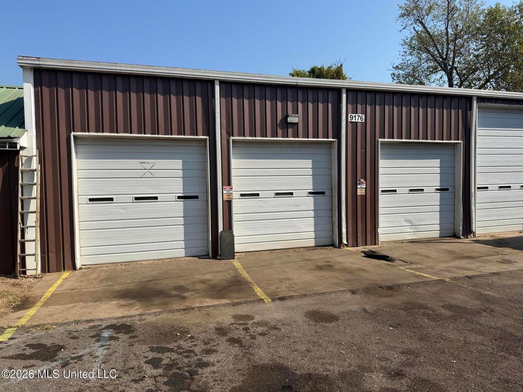 9176 Goodman Road, Olive Branch, MS 38654 — exterior