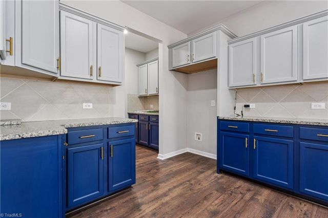 4442 Wedge Drive, Pfafftown, NC 27040