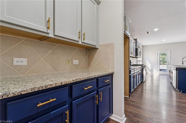 4442 Wedge Drive, Pfafftown, NC 27040