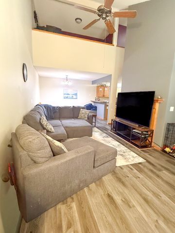 2367 Cascade Drive, Shakopee, MN 55379