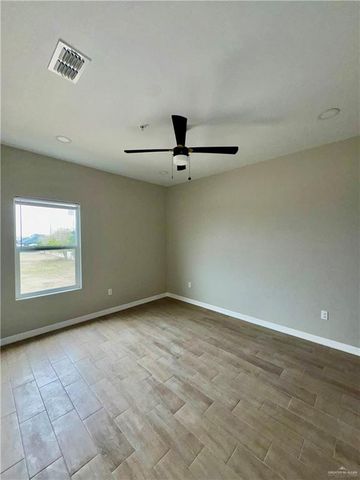 716 Ragland Road 8, Mission, TX 78572