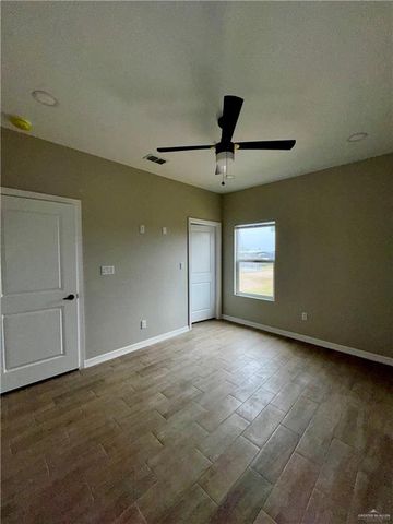 716 Ragland Road 8, Mission, TX 78572