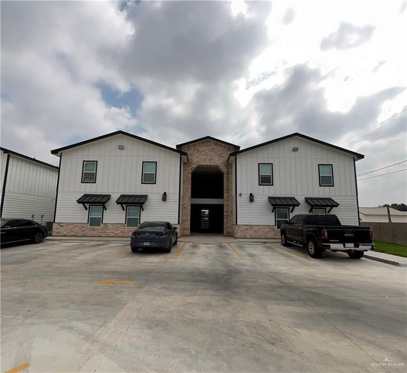 716 Ragland Road 8, Mission, TX 78572