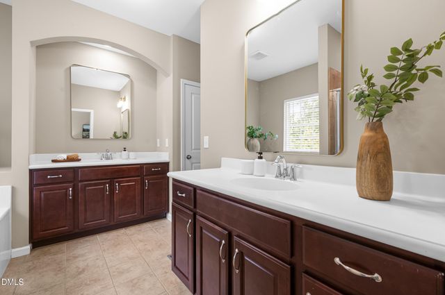 512 Durants Neck Lane, Morrisville, NC 27560
