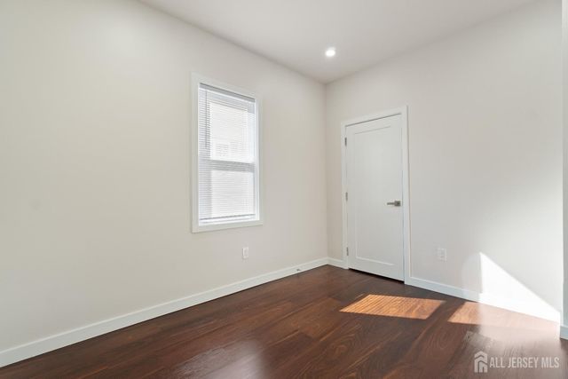 826 George Street 2ndFl, Plainfield, NJ 07062