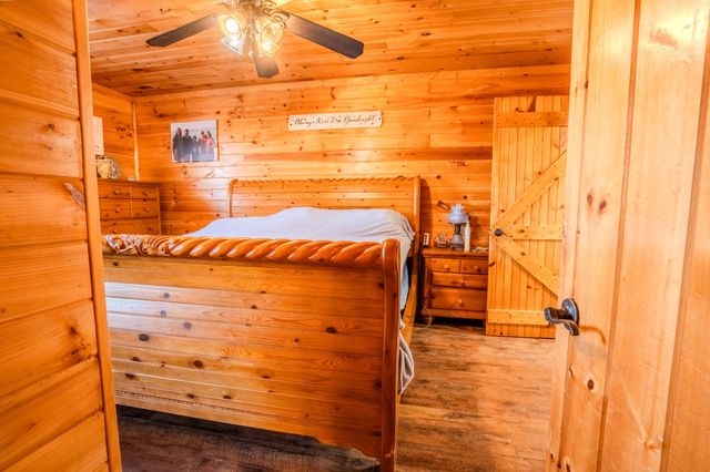 190 Buford Moore Ln, Iron City, TN 38463