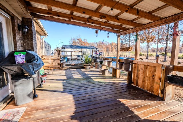 190 Buford Moore Ln, Iron City, TN 38463