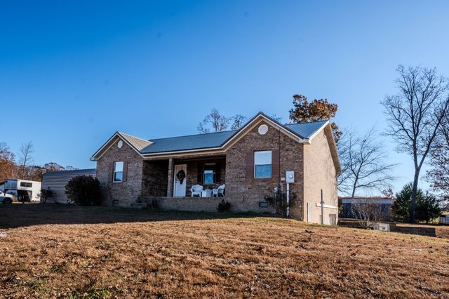 190 Buford Moore Ln, Iron City, TN 38463