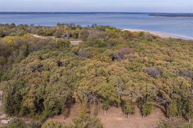 8375 Southern Shore Court, Kemp, TX 75143
