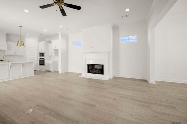 2924 Saint Michael Ave, Gonzales, LA 70737