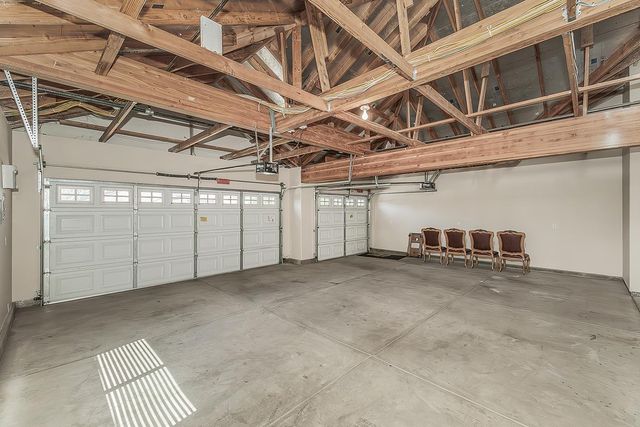2998 Ashcroft, Clovis, CA 93611