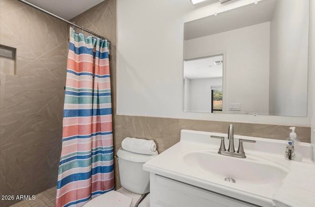 12202 N 64TH Street, Scottsdale, AZ 85254