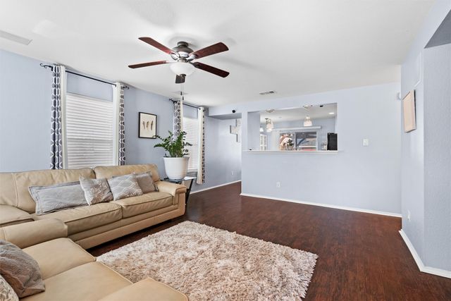 820 Newberry Trail, Fort Worth, TX 76120