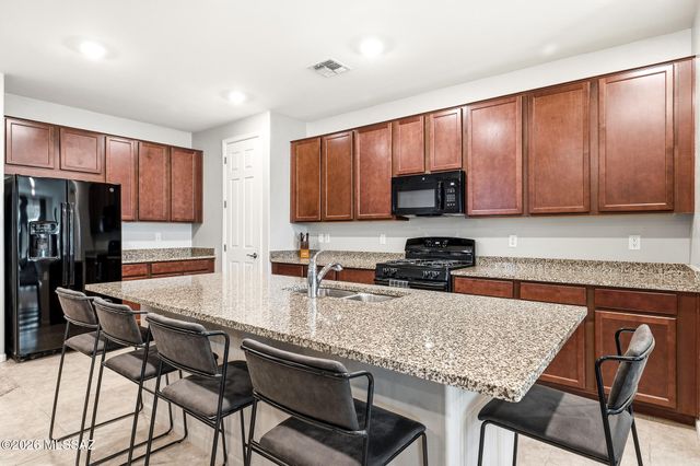 10895 W Keuka Drive, Marana, AZ 85653