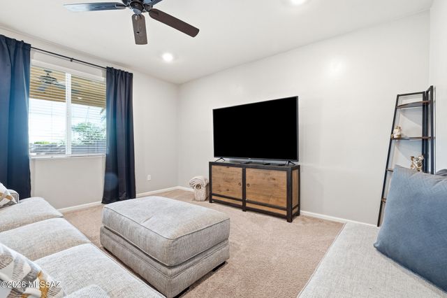 10895 W Keuka Drive, Marana, AZ 85653