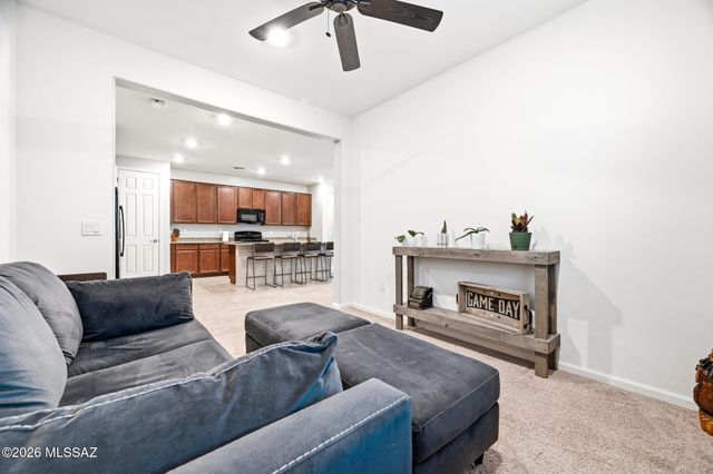 10895 W Keuka Drive, Marana, AZ 85653