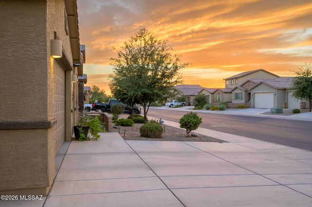 10895 W Keuka Drive, Marana, AZ 85653