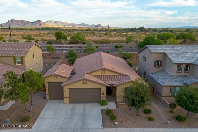 10895 W Keuka Drive, Marana, AZ 85653