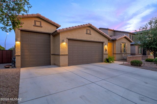 10895 W Keuka Drive, Marana, AZ 85653
