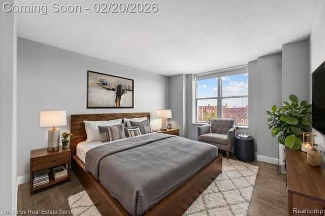 250 E Harbortown Drive 607, Detroit, MI 48207