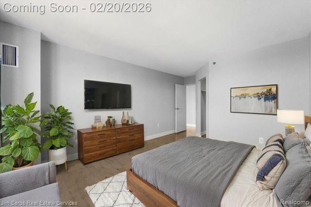 250 E Harbortown Drive 607, Detroit, MI 48207