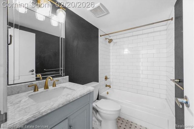 250 E Harbortown Drive 607, Detroit, MI 48207