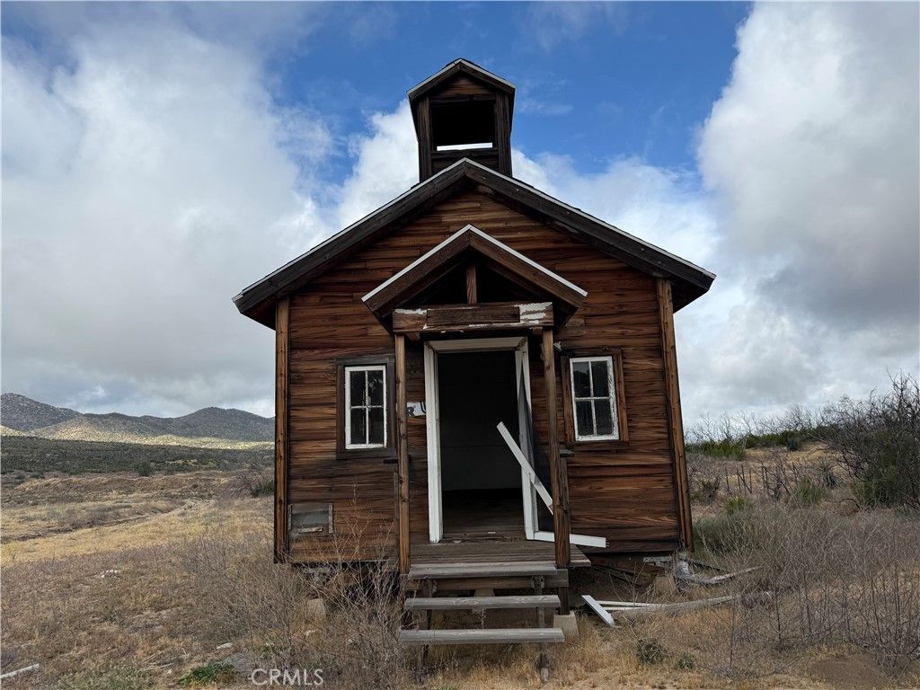 Image 65 of property listing at 45051 Bonny Lane, Aguanga, CA 92536