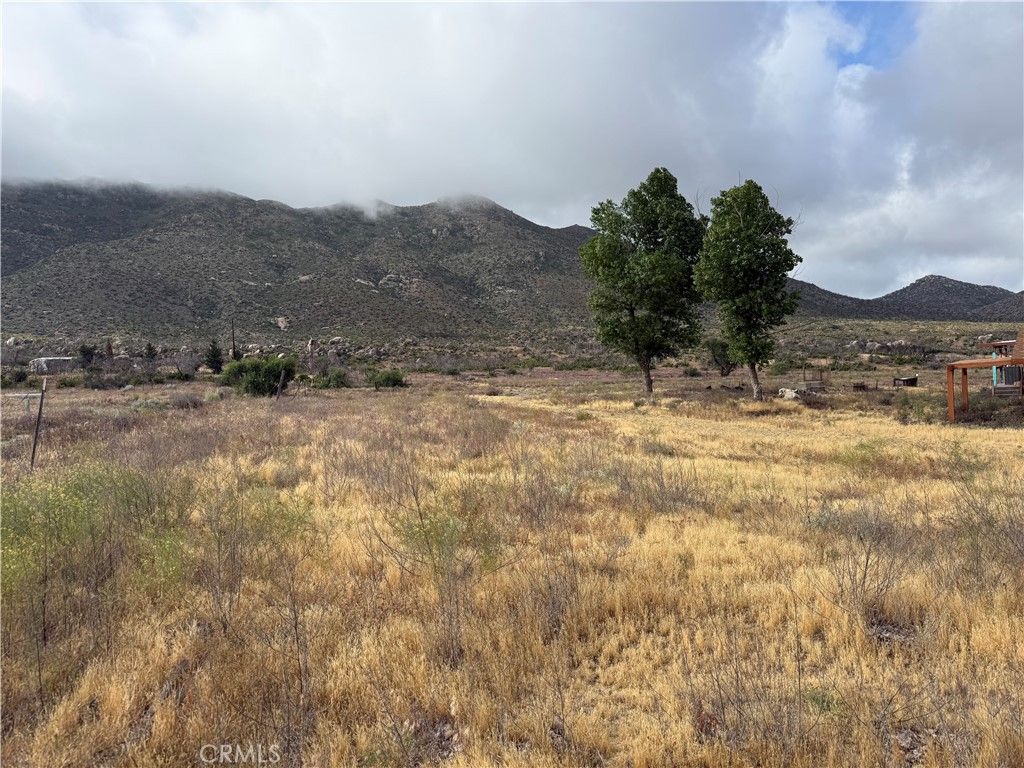 Image 7 of property listing at 45051 Bonny Lane, Aguanga, CA 92536