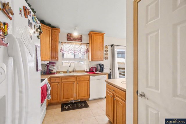 10872 Potter Street, Omaha, NE 68142