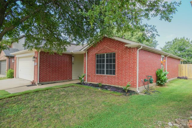 203 Grassy Creek Drive, Wylie, TX 75098