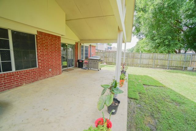 203 Grassy Creek Drive, Wylie, TX 75098