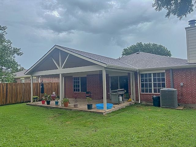 203 Grassy Creek Drive, Wylie, TX 75098