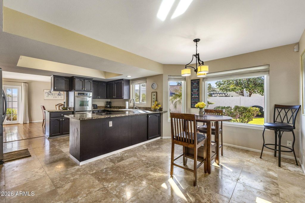 Image 11 of property listing at 7369 E SAN MIGUEL Avenue, Scottsdale, AZ 85250