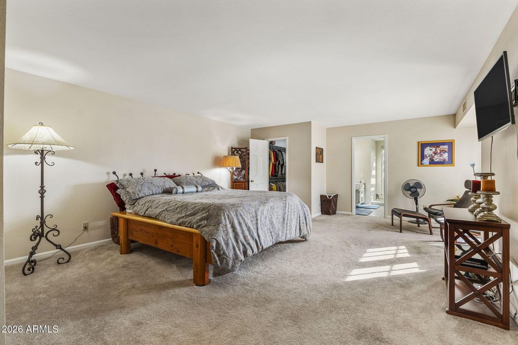 Image 17 of property listing at 7369 E SAN MIGUEL Avenue, Scottsdale, AZ 85250