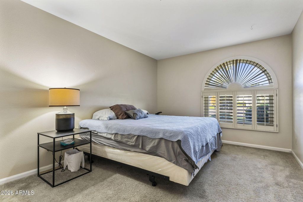 Image 21 of property listing at 7369 E SAN MIGUEL Avenue, Scottsdale, AZ 85250