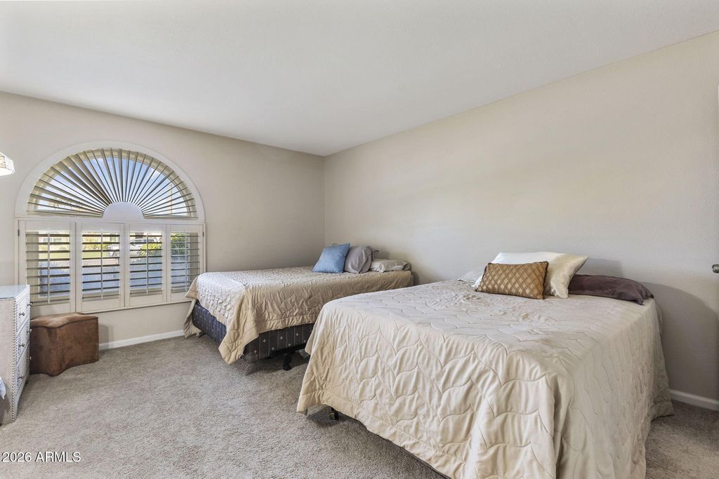 Image 22 of property listing at 7369 E SAN MIGUEL Avenue, Scottsdale, AZ 85250