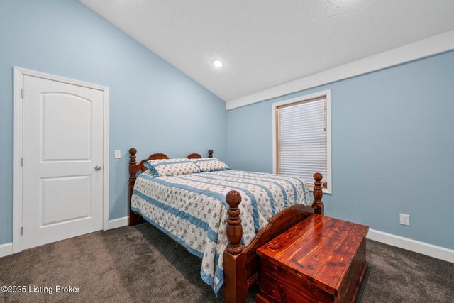 511 Indian Cliff Rd, Clarkson, KY 42726