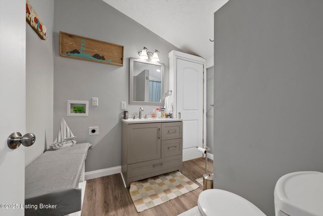 511 Indian Cliff Rd, Clarkson, KY 42726